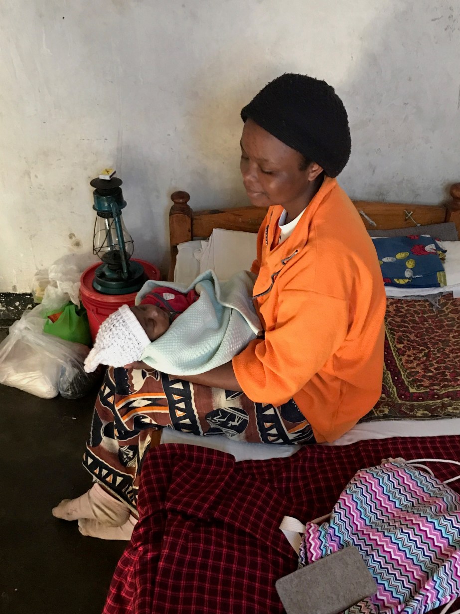 F4743A98-56A6-4B5C-97DE-9A5FE20AE95A